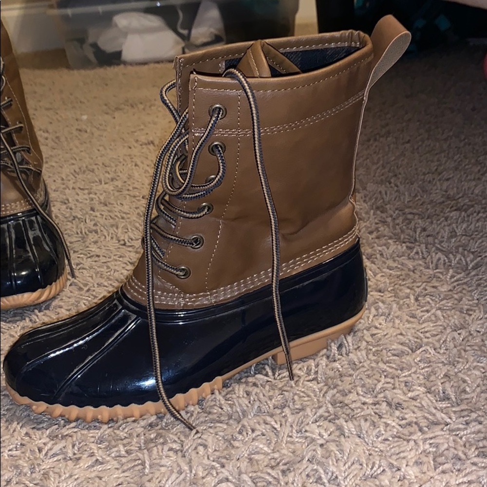 duck boots